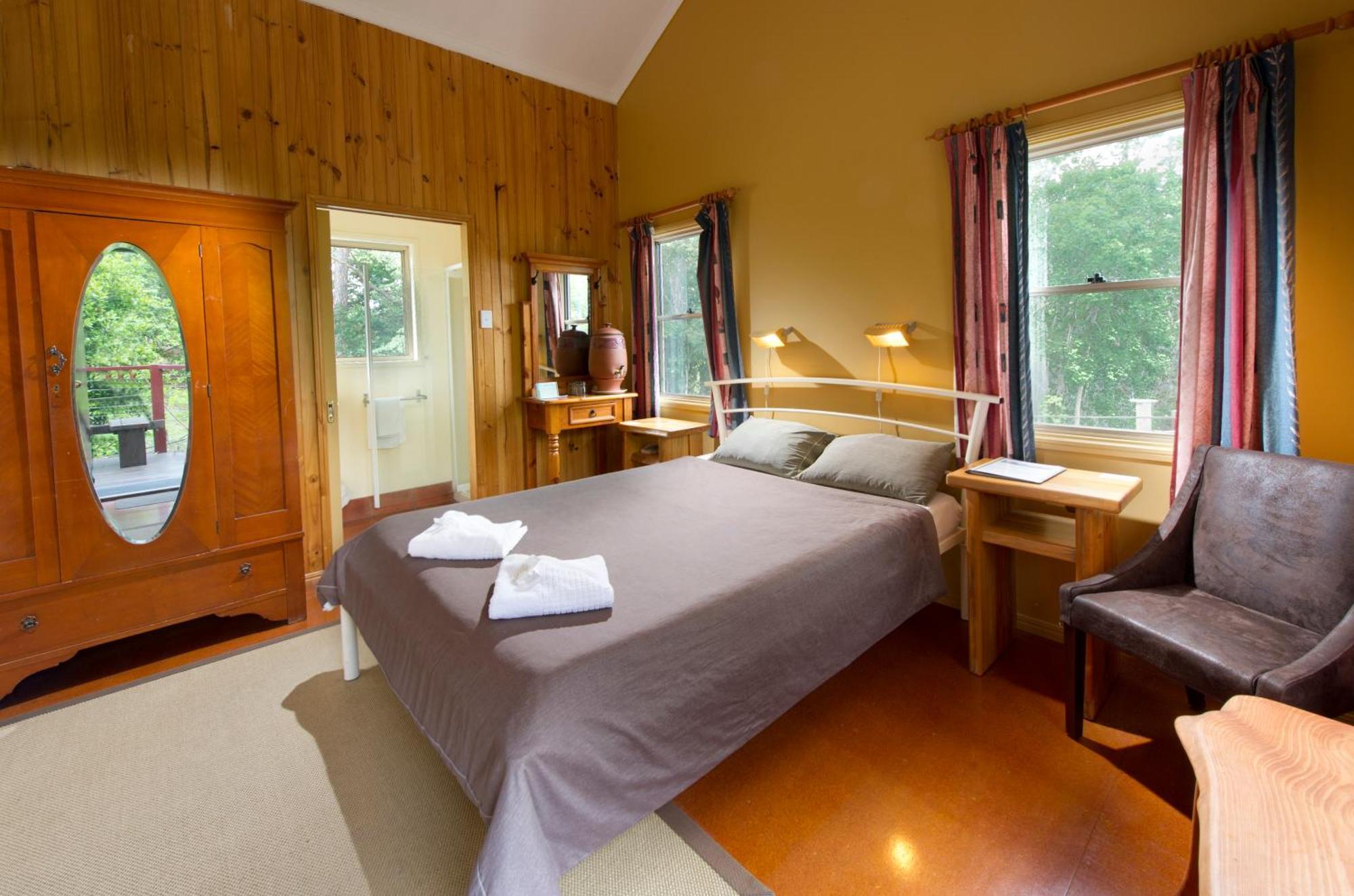 Glass House Mountains Ecolodge חדר תמונה