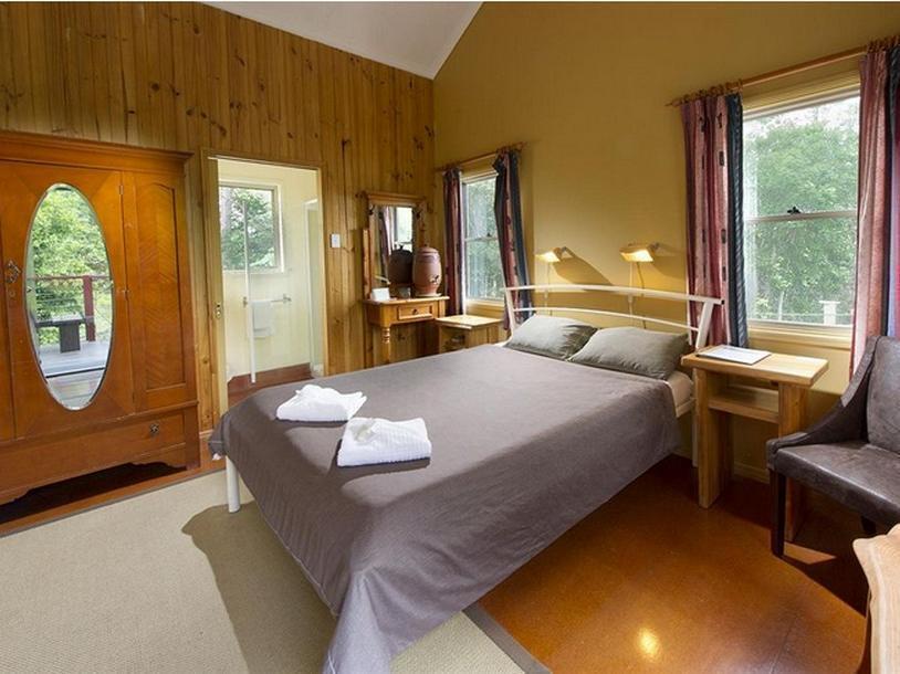 Glass House Mountains Ecolodge מראה חיצוני תמונה